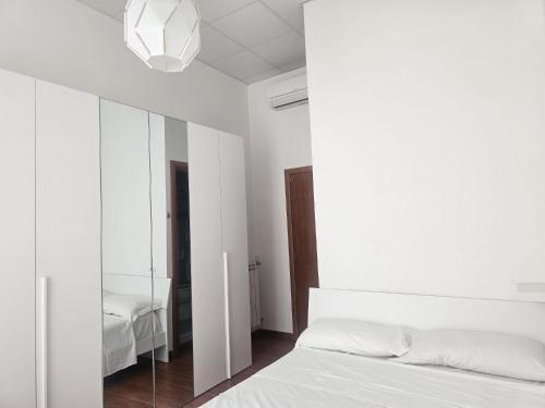 Aris Square Rome Room Type - Triple Room with Private Bathroom