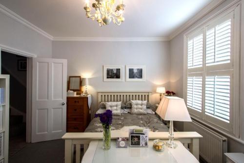 Windsor Road Retreat