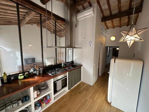 Greci Suite - Tap to explore photos