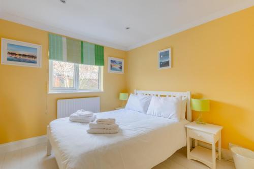 Warm and Inviting 2BD Flat Fulham