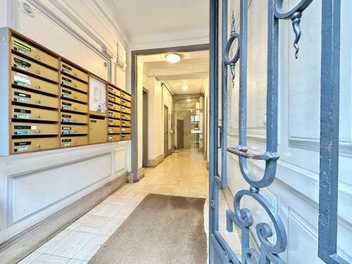 Brand new flat near Eiffel Tower - Tap to explore photos