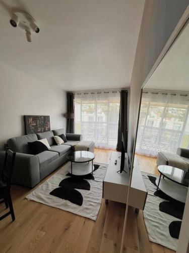 Modern apartment with balcony - Tap to explore photos