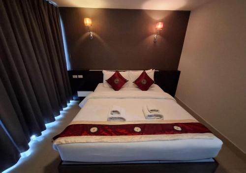 Baan Bangsarey Hotels - Tap to explore photos