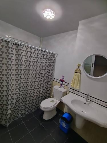 Ilin hostel pattaya - Tap to explore photos