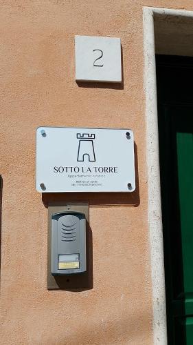 Sotto la torre appartamento - Tap to explore photos