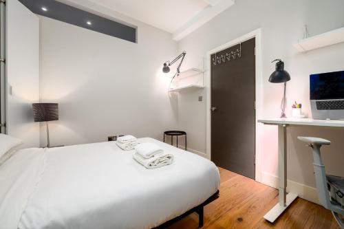 GuestReady - Modern Comfort in Stoke Newington