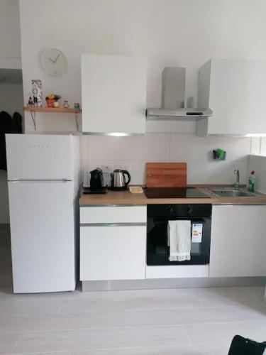 Monolocale Ostia locaz.turistica Room Type - One-Bedroom Apartment
