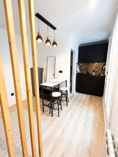 Studio moderne - Canal St Martin