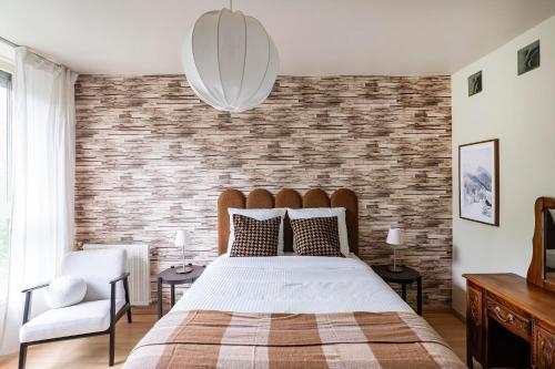 Le Chalet du Lac - Duke Housing