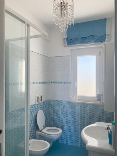 Fiorucci Apartments - Veronica's House Fiumicino - Tap to explore photos