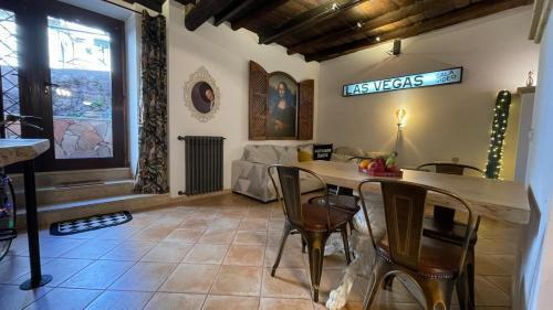 Koru House Ariccia - Tap to explore photos
