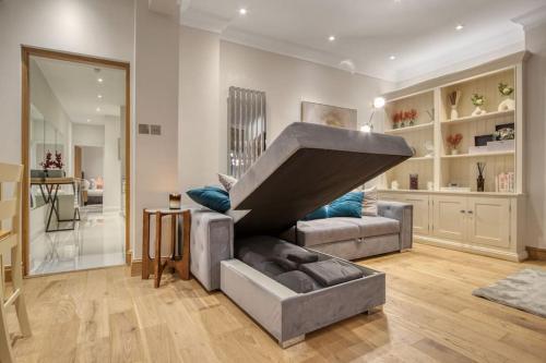 Kensington 3-Bedroom Apartment, 3 Bathrooms - Sleeps 8