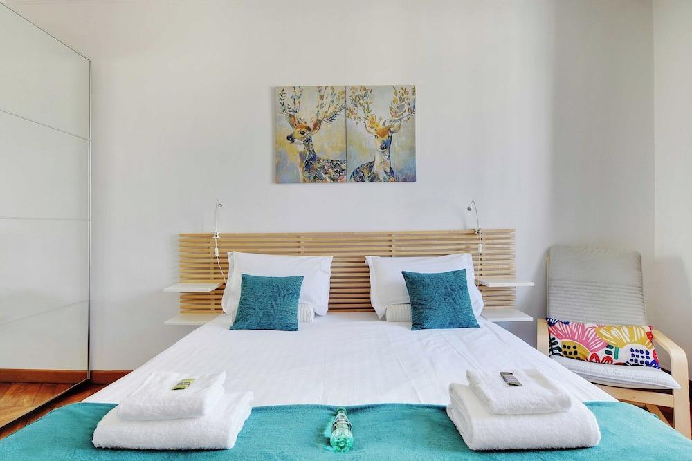 Modern Apartment - 2bd/4p - Louvre/marais - Tap to explore photos