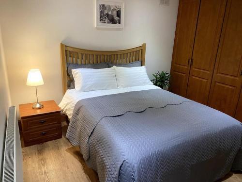 Garden flat in London
