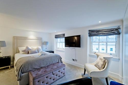 Imperial Victoria Square