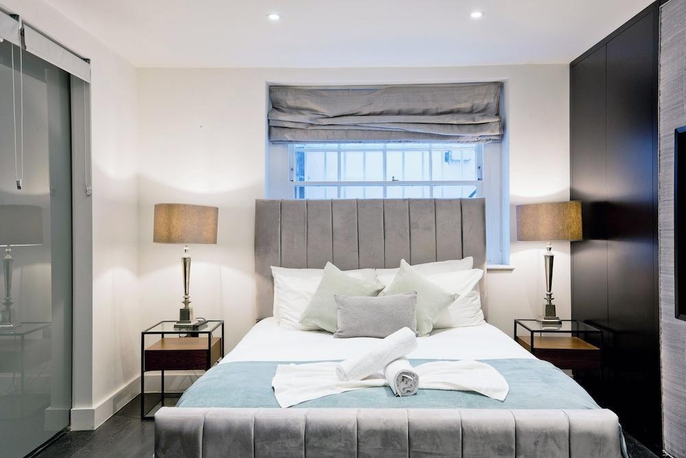 Imperial Victoria Square Room Type - Apartment, 1 Bedroom