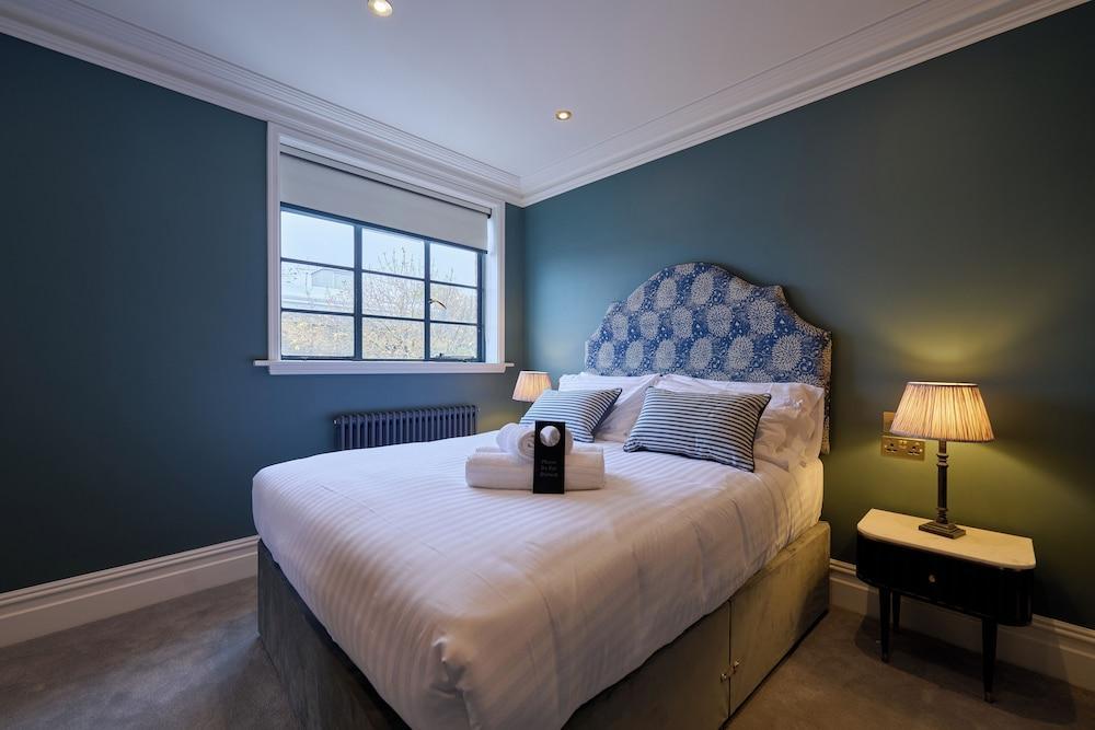The Hanbury Townhouse Room Type - Superior Double Room