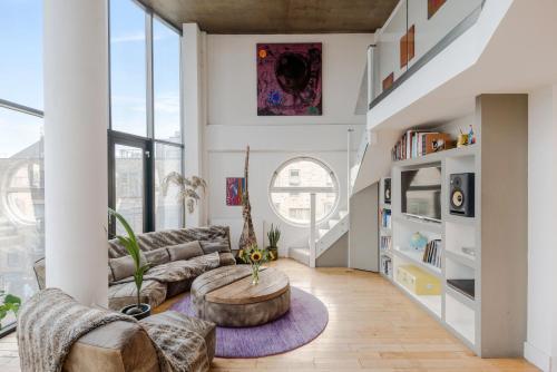 Central Shoreditch Penthouse - Tap to explore photos