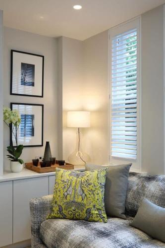 Stunning Chelsea flat - Tap to explore photos