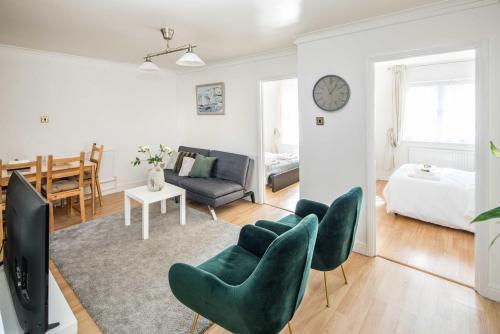 Heart of Central London Flat Foxter properties - Tap to explore photos