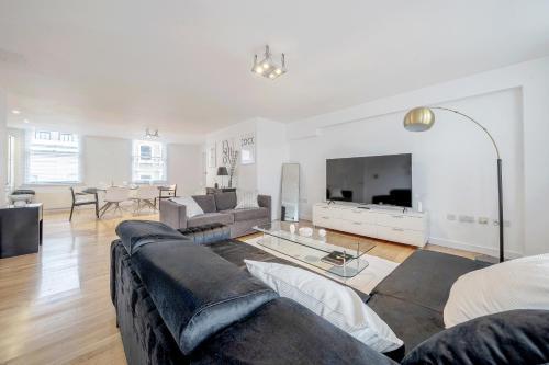 Bond street Apartment Luxury and Spacious