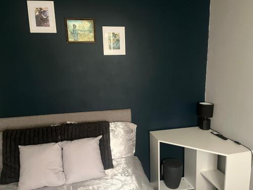 Queenomega’s home stay - Tap to explore photos