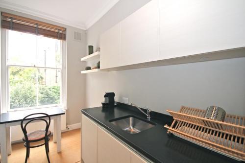 CanguroProperties - Gertrude Street - Tap to explore photos