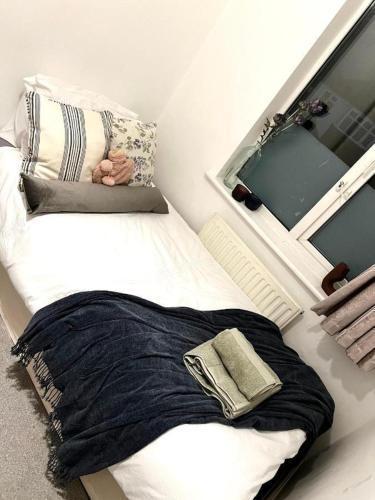 Apartment-sleeps4-parking-balcony