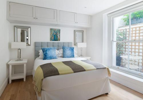 Holland Park 2 Bed