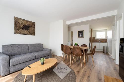 Central appartement Disneyland - Tap to explore photos