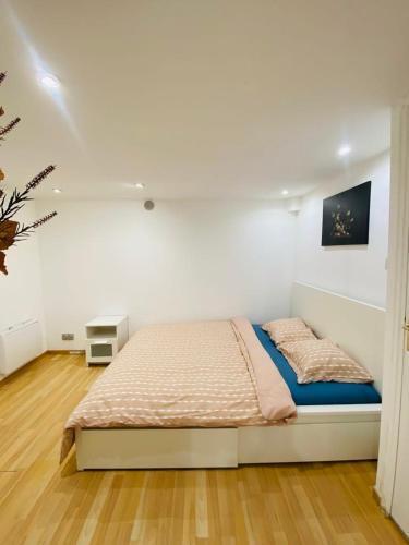 Flat near paris