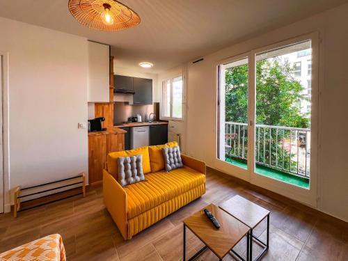 Appartement cosy Paris - Tap to explore photos