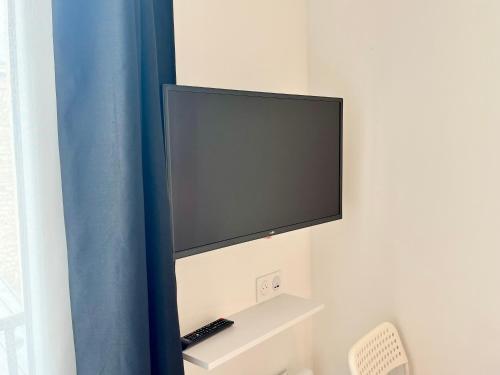 Petit appartement agréable au cœur du 11e arrondissement - Tap to explore photos