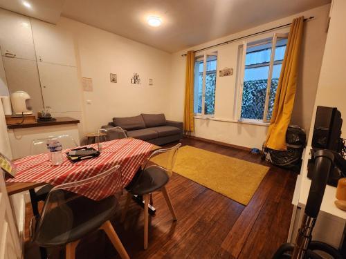 Sublime appartement a Montmartre - Tap to explore photos