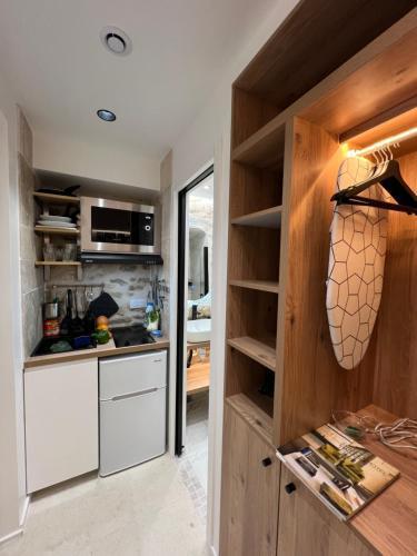 Studios Clouet-Paris Centre- XVe! - Tap to explore photos