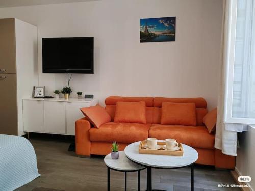 appartement champs elysees - Tap to explore photos