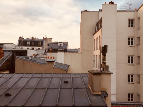 Elegant and cosy flat near Montmartre