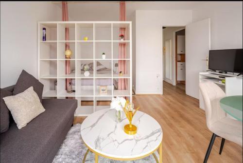 Nice apartment near the Eiffel Tower - Tap to explore photos