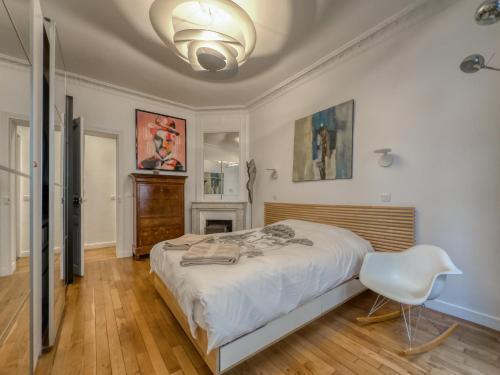 Luxury Place near Champs Elysees
