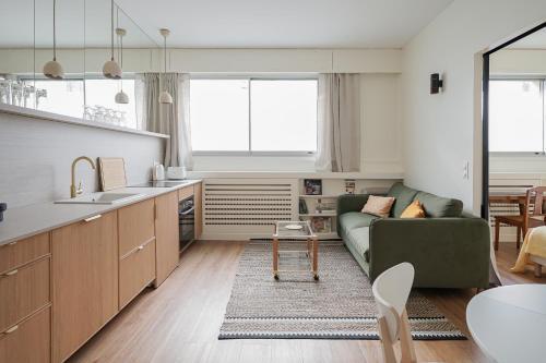 Appartement moderne et chic proche Tour Eiffel - Tap to explore photos