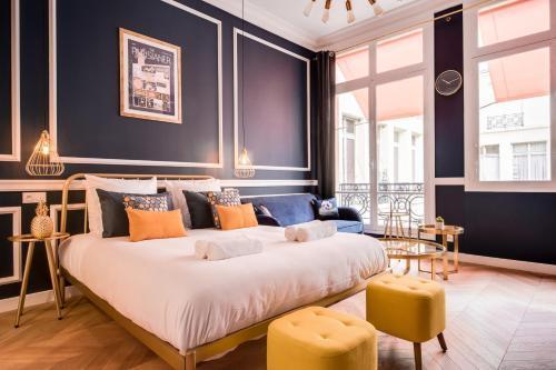 The Blue Elysée