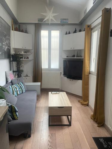 Appartement Cosy tout équipé - Tap to explore photos