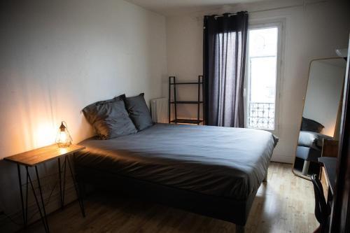 Paris Flea Market Comfy Flat