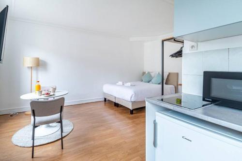 Studio Proche Boulevard Voltaire