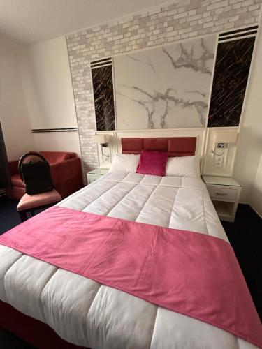 Hotel Grand Paris Room Type - Double Room