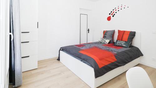 Apt4P-SecureFreeParking -Metro4