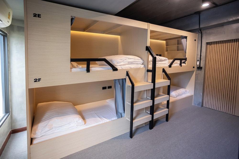 DMK Place Room Type - Superior Shared Dormitory