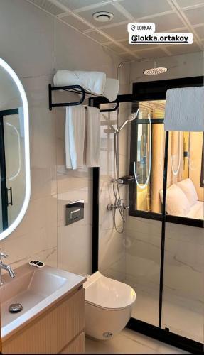 Lokka Hotel Ortakoy Room Type - Deluxe Double Room with Side Sea View
