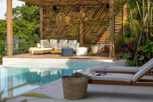 Infinity Seaview Villa - Tap to explore photos
