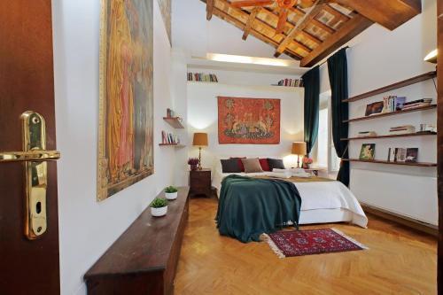 Piazza Venezia Apartment
